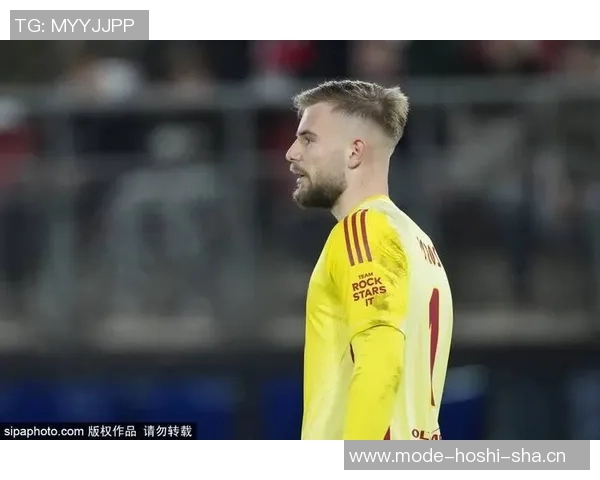 阿贾克斯宣布阿根廷U20国脚前锋卡里佐正式加盟合同至2030年